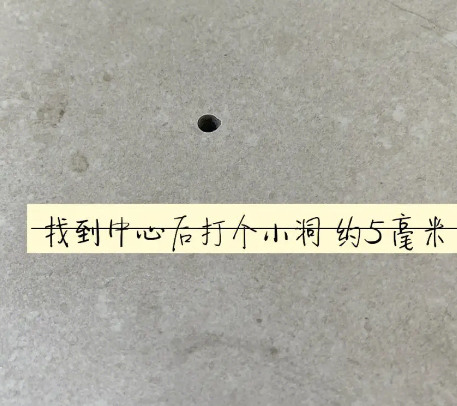宁海瓷砖空鼓维修公司专业解答在瓷砖铺贴过程中，如果砂料搅拌不均匀，将会带来以下问题